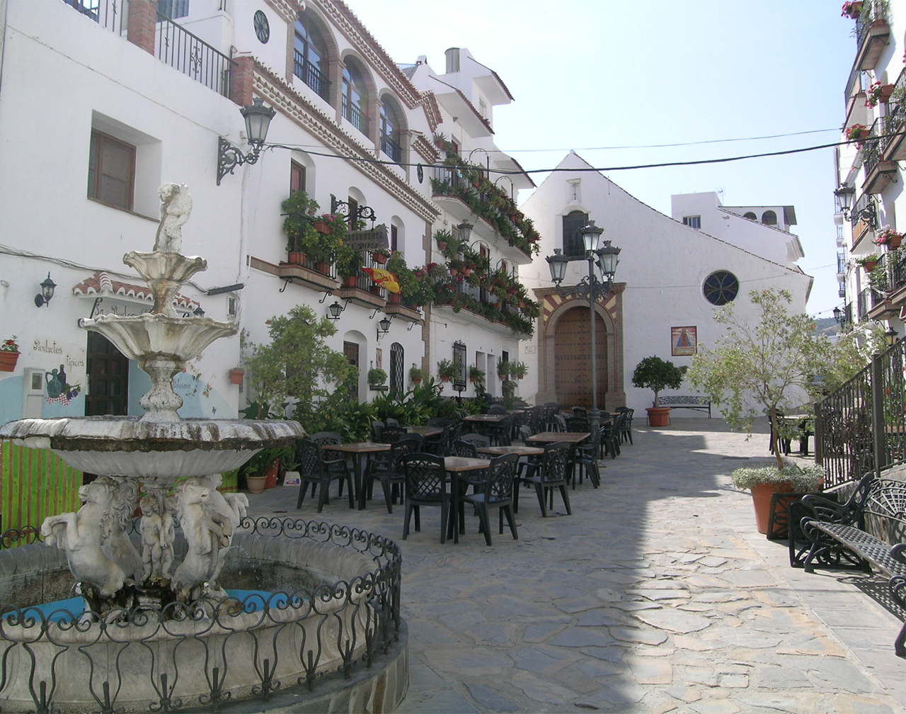 Things to know and places to visit and eat close to Finca Flor B&B in Competa, Spain